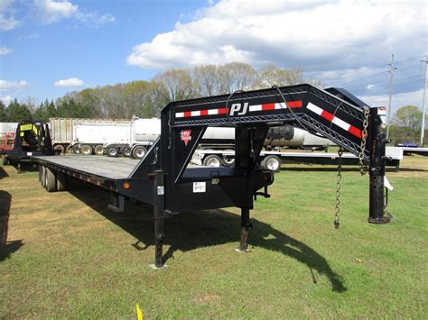 pj gooseneck trailers